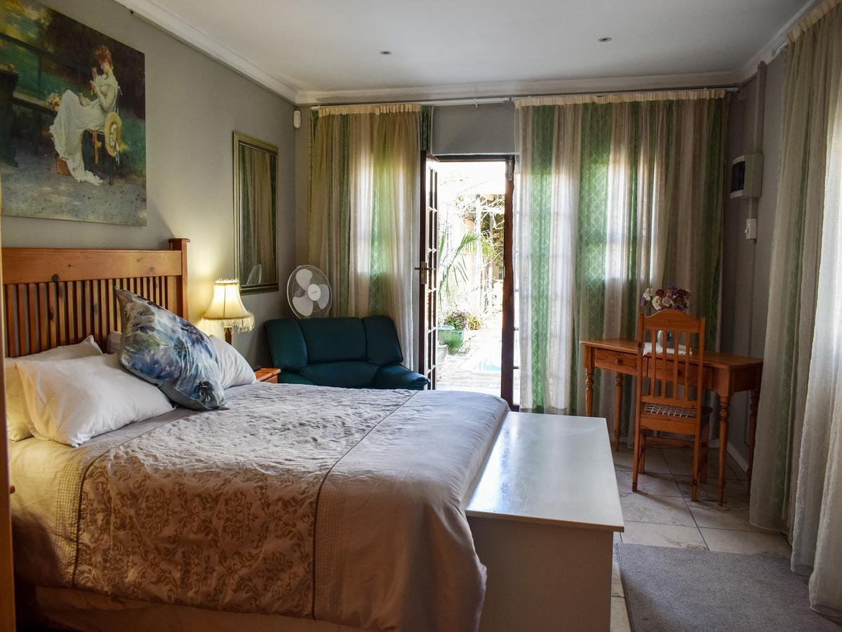 Auberge Alouette Guesthouse Franschhoek Bagian luar foto