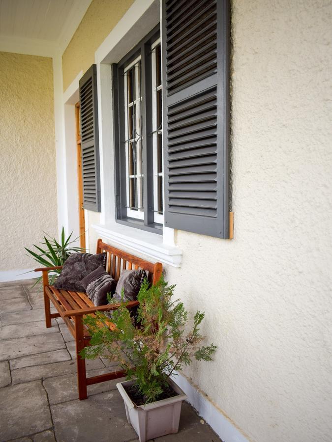 Auberge Alouette Guesthouse Franschhoek Bagian luar foto