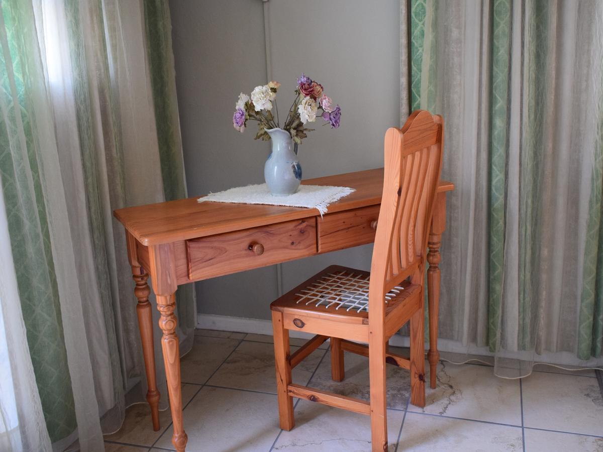 Auberge Alouette Guesthouse Franschhoek Bagian luar foto